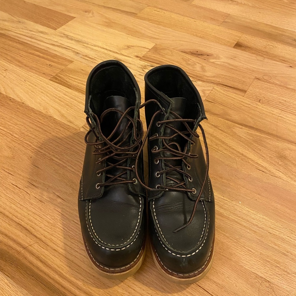 Women’s Redwings Boots